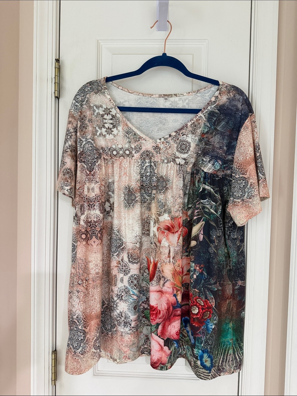 Floral Patchwork V-Neck Women’s Top - Multicolor, XXL